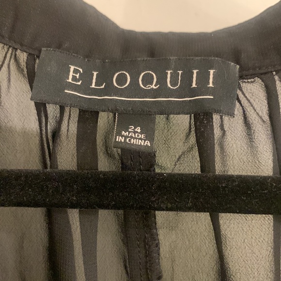 Eloquii Raglan Sleeve Top with Button Detail - Picture 3 of 6